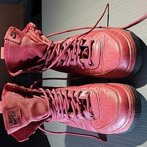 Nike Special Field‎ Air Force 1 High 'Cedar' Women's 9 Excellent Condition